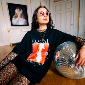 Oversized T-shirt – Black EQUAL IS THE GOAL