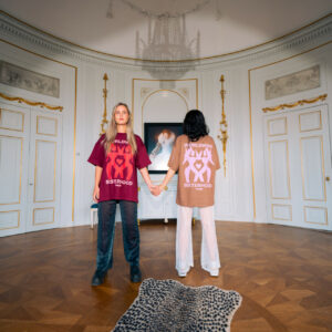 Oversized T-shirt – Burgundy SISTERHOOD